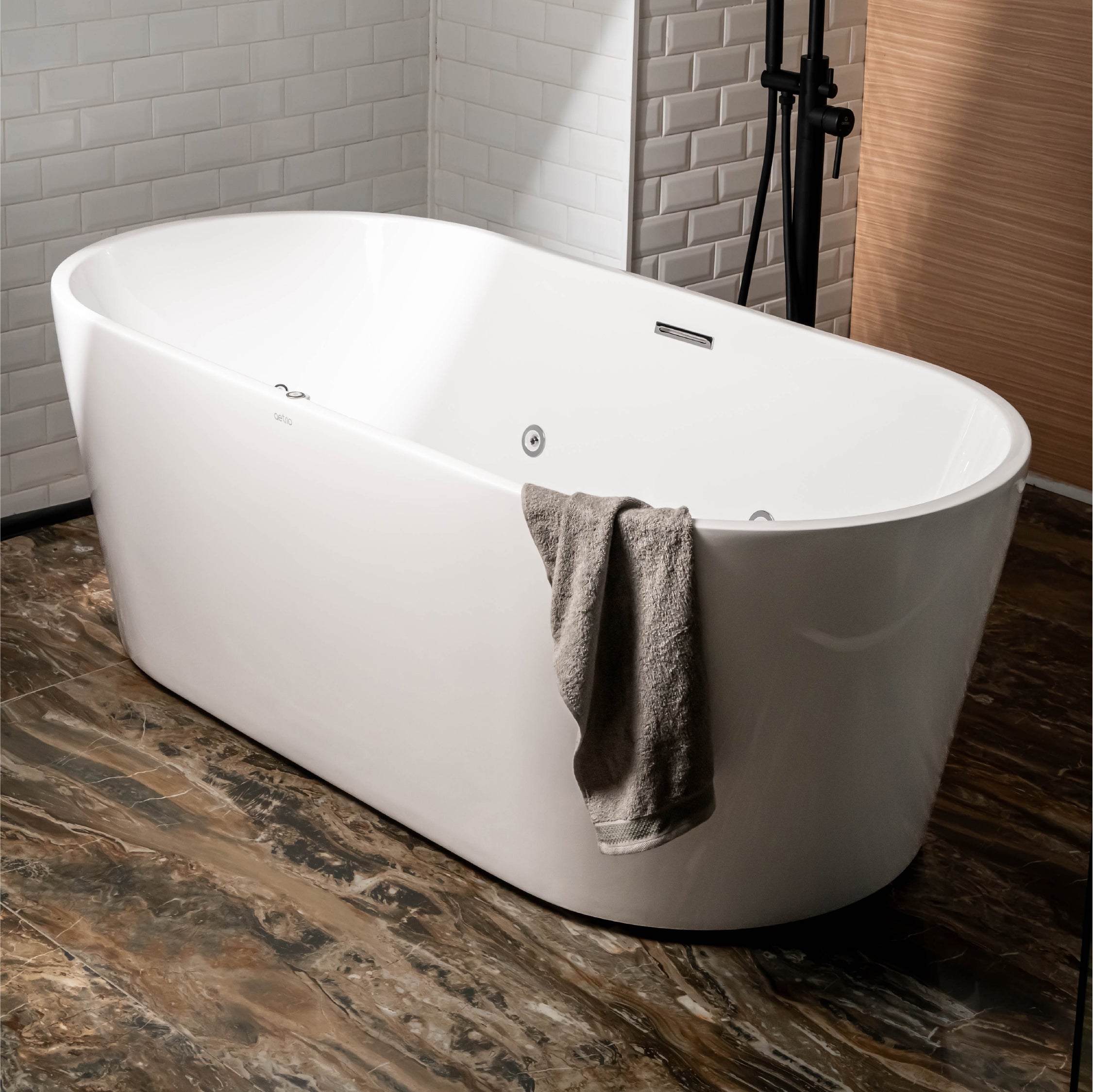 FC-2355-17 | Freestanding Bathtub – Aetrio